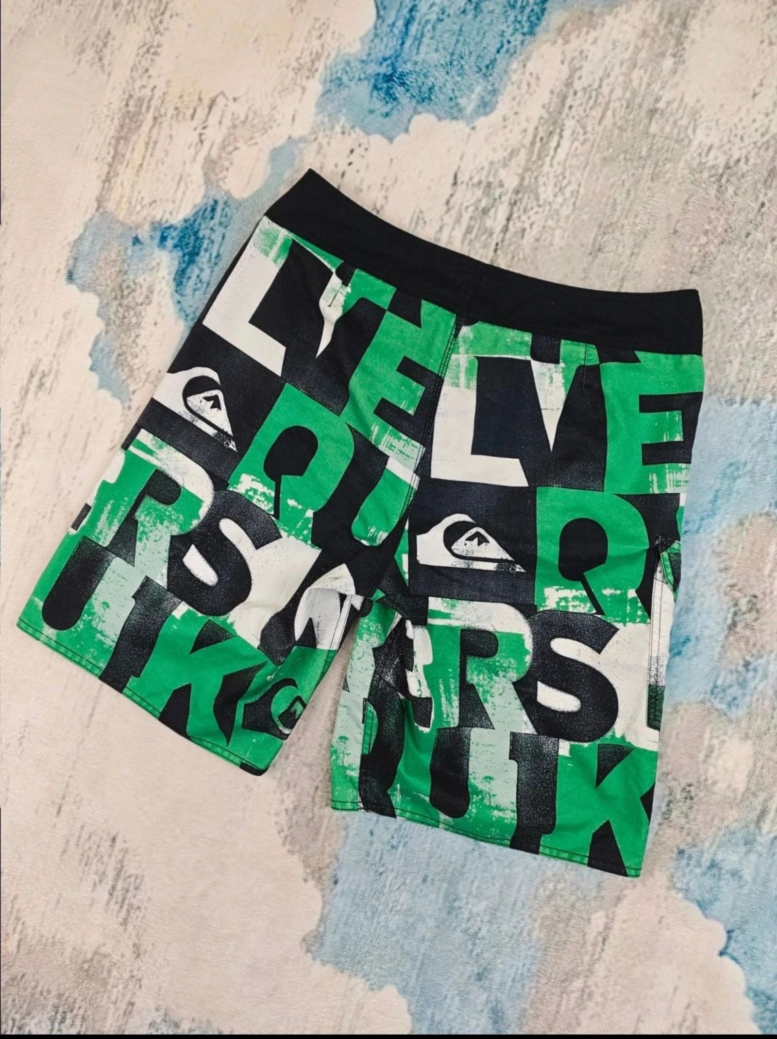 Quiksilver Boardshorts Verde Preto Branco Estampa Textual Y2K Surf Streetwear Tamanho M – photo 14